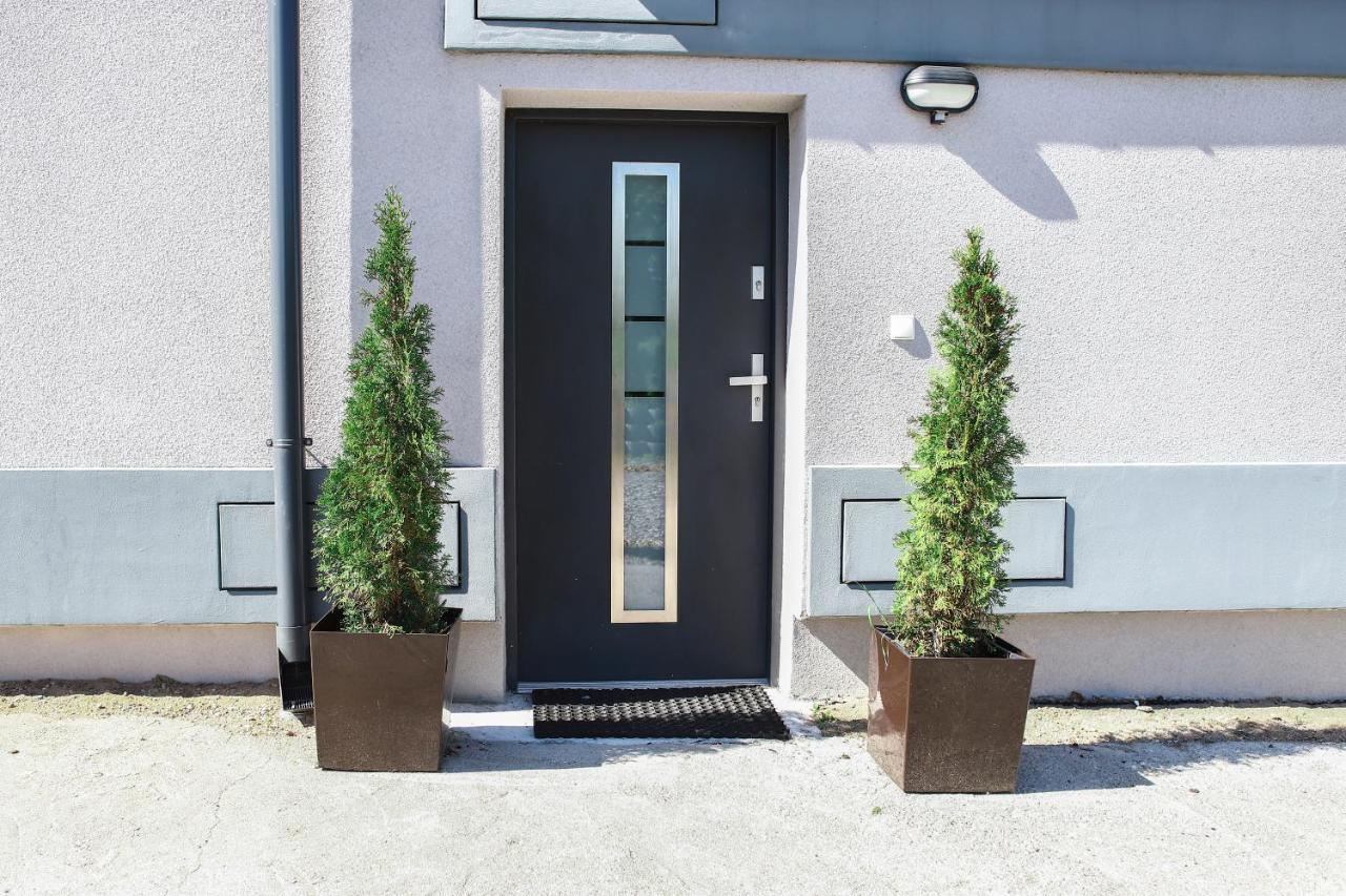Apartamenty Mazury Мронгово Екстериор снимка
